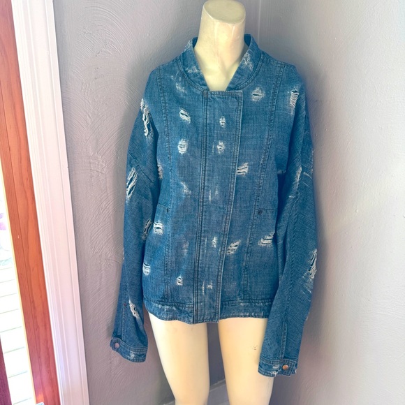 Free people denim, distressed, blue, jean jacket, size, large cotton NWT - Picture 1 of 14